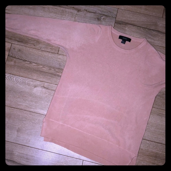 Forever 21 Sweaters - F21 Blush acrylic round neck sweater